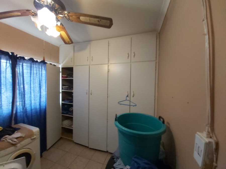 7 Bedroom Property for Sale in Kuruman Northern Cape